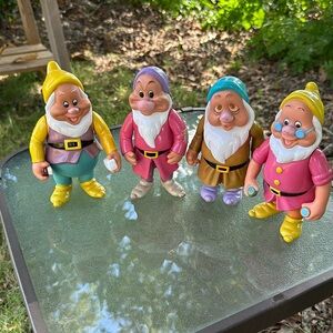 Disney vintage 4 Dwarfs